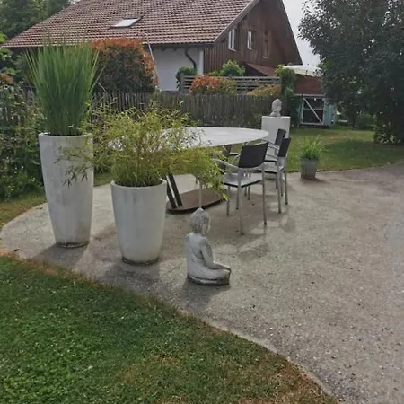 Komfortables Zimmer In Ruhiger Wohnlage, Inkl. Tax Homestay Dornbirn